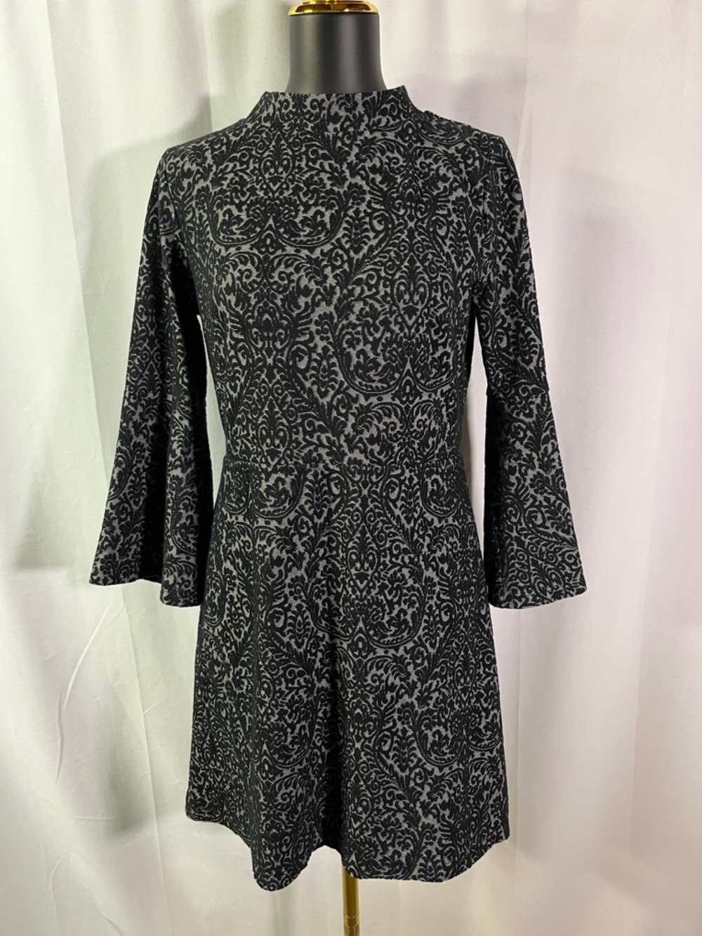 LOFT Black & Gray Jacquard Floral 3/4 Sleeve A-Line Dress - Picture 2 of 16